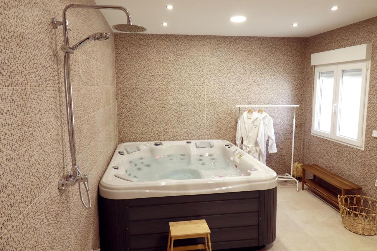 Casa Rural Ideal Para Escapadas Con Barbacoa Y Spa Tinarejos Extérieur photo