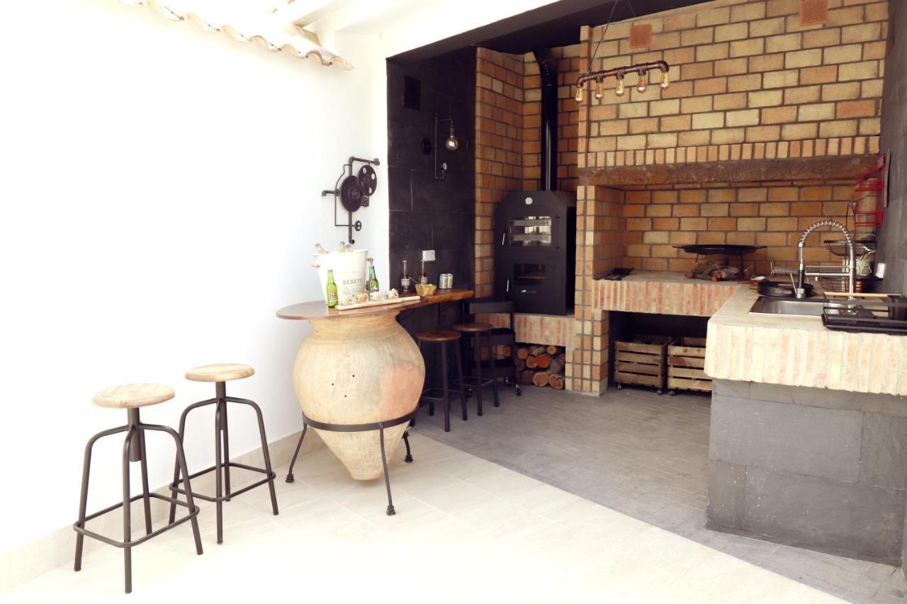 Casa Rural Ideal Para Escapadas Con Barbacoa Y Spa Tinarejos Extérieur photo